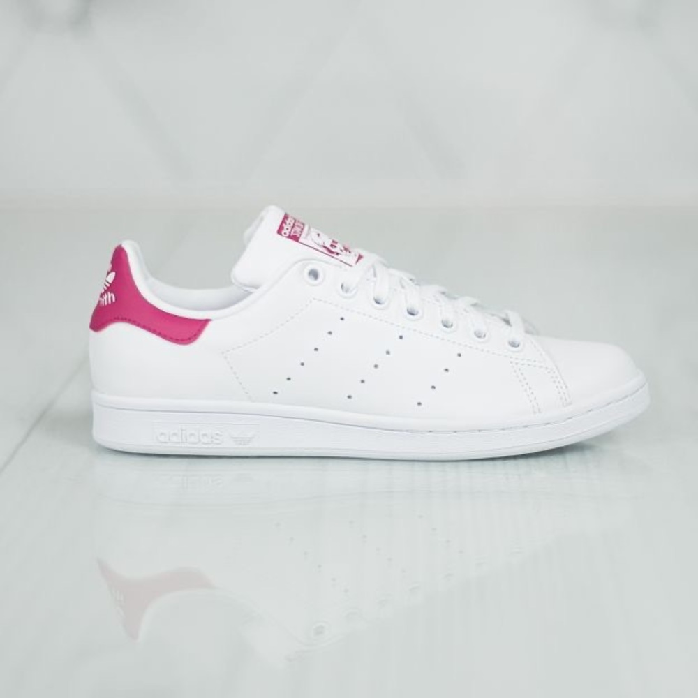 STAN SMITH SNEAKERS